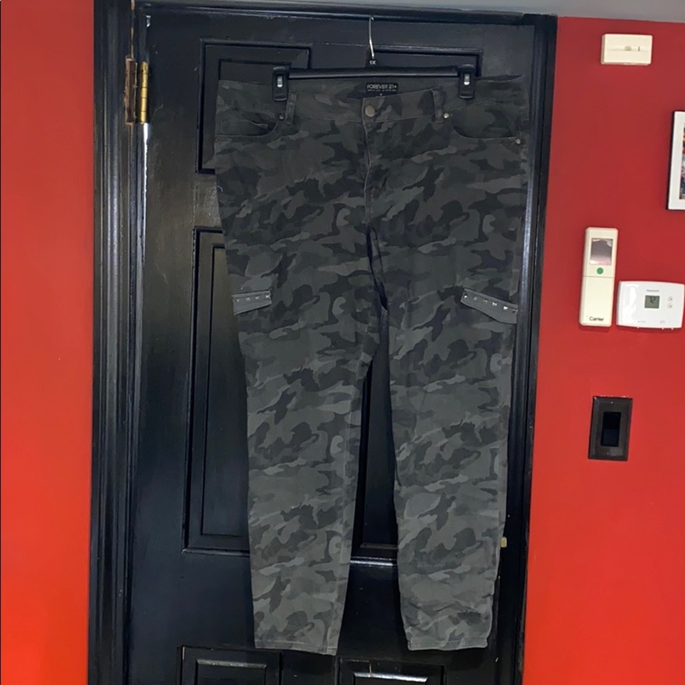 Forever 21 Plus size camouflage pants